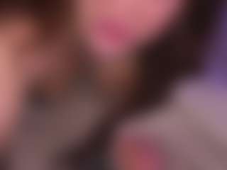 Bllowjoyy's Live Sex Cam Show