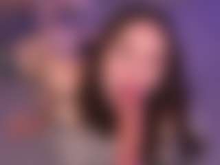 Bllowjoyy's Live Sex Cam Show