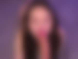 Bllowjoyy's Live Sex Cam Show