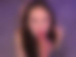 Bllowjoyy's Live Sex Cam Show