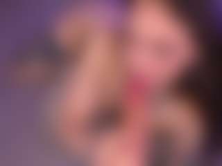 Bllowjoyy's Live Sex Cam Show