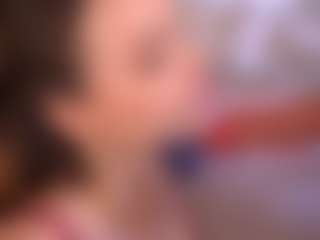Live cam show with Bllowjoyy - Rub on fapnchat