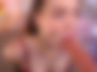 Bllowjoyy's Live Sex Cam Show