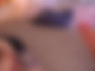 Bllowjoyy's Live Sex Cam Show