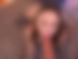 Bllowjoyy's Live Sex Cam Show