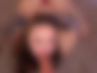 Bllowjoyy's Live Sex Cam Show