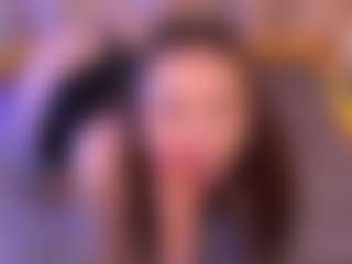 Bllowjoyy's Live Sex Cam Show