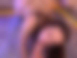 Bllowjoyy's Live Sex Cam Show