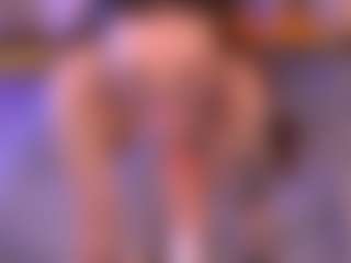 Bllowjoyy's Live Sex Cam Show