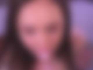 Live cam show with Bllowjoyy - Strip BBW on Dolls Live