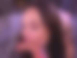 Bllowjoyy's Live Sex Cam Show