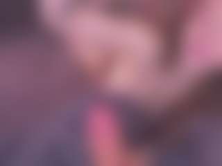 Bllowjoyy's Live Sex Cam Show