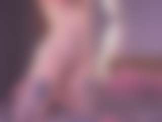 Bllowjoyy's Live Sex Cam Show