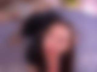 Bllowjoyy's Live Sex Cam Show