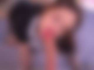 Bllowjoyy's Live Sex Cam Show