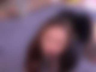 Bllowjoyy's Live Sex Cam Show