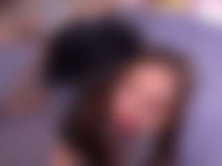 Bllowjoyy's Live Sex Cam Show