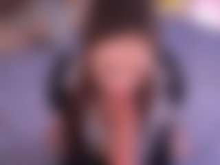 Bllowjoyy's Live Sex Cam Show