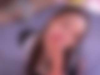 Bllowjoyy's Live Sex Cam Show