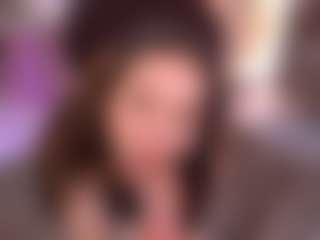 Bllowjoyy's Live Sex Cam Show
