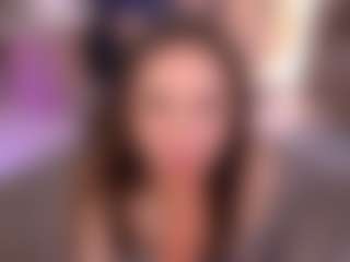 Bllowjoyy's Live Sex Cam Show