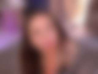 Bllowjoyy's Live Sex Cam Show