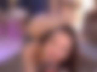 Bllowjoyy's Live Sex Cam Show