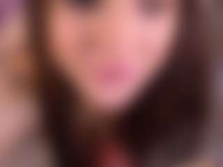 Bllowjoyy's Live Sex Cam Show
