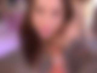 Bllowjoyy's Live Sex Cam Show