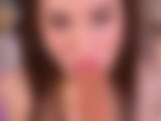 Bllowjoyy's Live Sex Cam Show