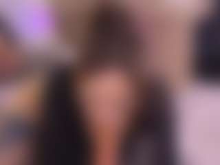 Bllowjoyy's Live Sex Cam Show