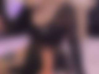 Bllowjoyy's Live Sex Cam Show