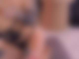 Live cam show with Bllowjoyy - College on Camsoda