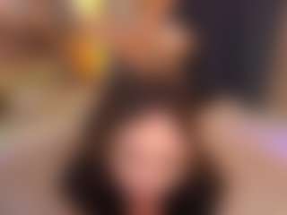 Bllowjoyy's Live Sex Cam Show