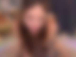 Bllowjoyy's Live Sex Cam Show