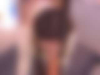 Bllowjoyy's Live Sex Cam Show