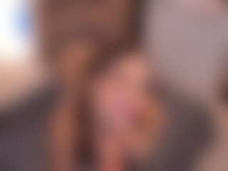 Bllowjoyyのライブセックスチャットショー
