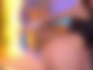 Bllowjoyy's Live Sex Cam Show