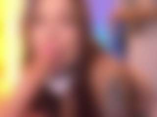 Bllowjoyy's Live Sex Cam Show
