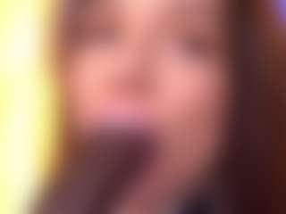 Bllowjoyy's Live Sex Cam Show