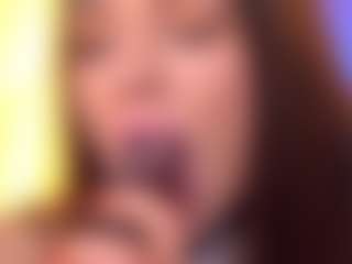 Bllowjoyy's Live Sex Cam Show