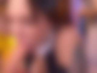 Bllowjoyy's Live Sex Cam Show