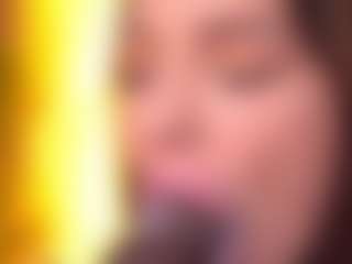Bllowjoyy's Live Sex Cam Show