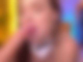 Bllowjoyy's Live Sex Cam Show