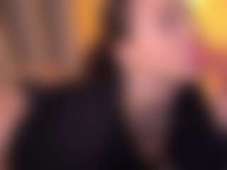 Bllowjoyy's Live Sex Cam Show