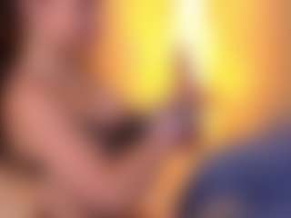 Bllowjoyy's Live Sex Cam Show