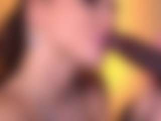 Bllowjoyy's Live Sex Cam Show