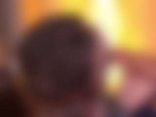 Bllowjoyy's Live Sex Cam Show