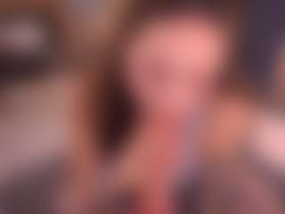 Bllowjoyy's Live Sex Cam Show