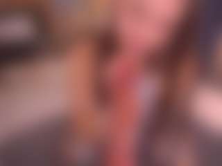 Bllowjoyy's Live Sex Cam Show